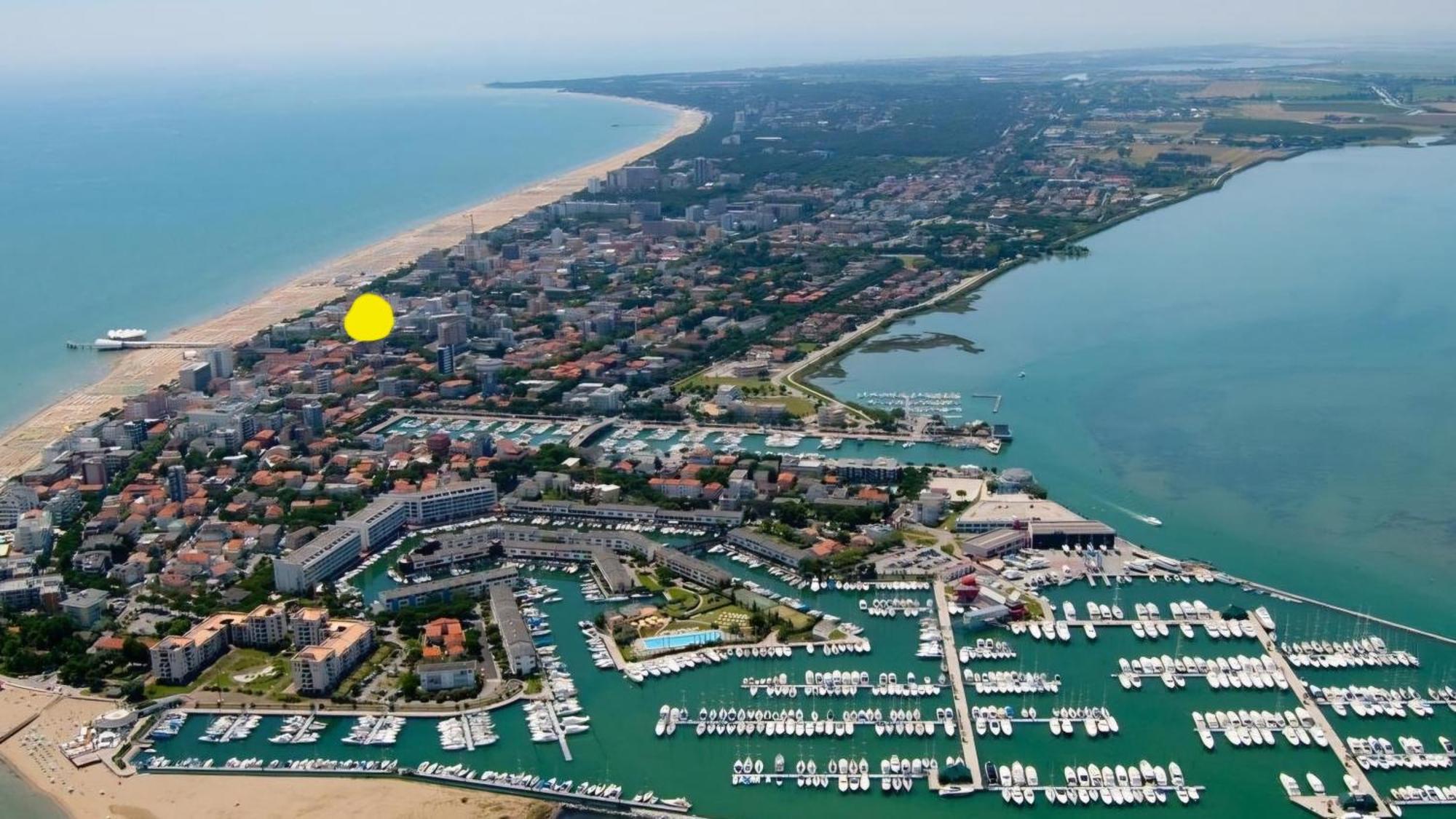 Villa Nerina Apartment Lignano Sabbiadoro Eksteriør bilde